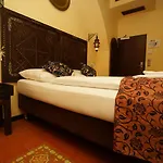 Oriental & Restaurant Hotel 4*
