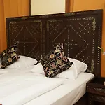 Hotel Oriental & Restaurant 4*