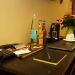 Oriental & Restaurant Hotel