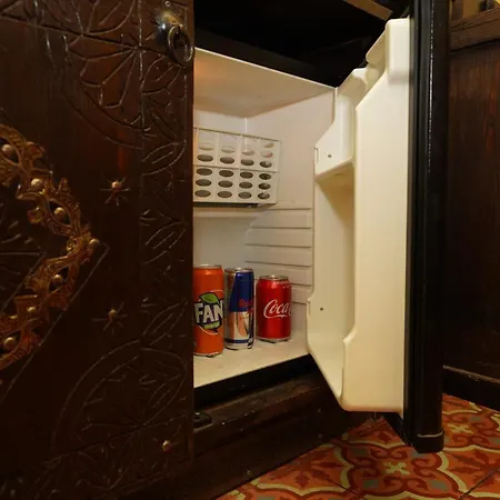 Oriental & Restaurant 4*