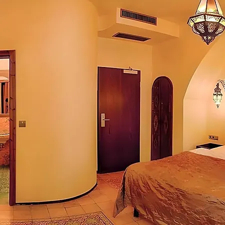 Hotel Oriental & Restaurant