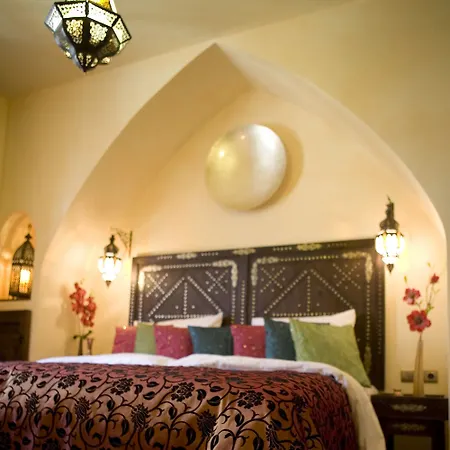 Oriental & Restaurant 4*