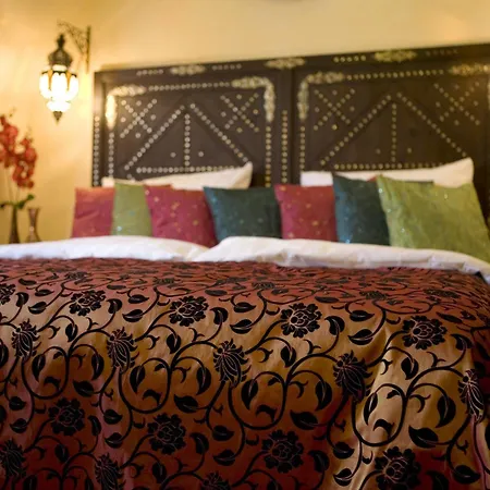 Oriental & Restaurant ホテル 4*