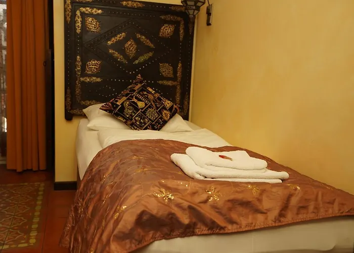 Hotel Oriental & Restaurant 4*