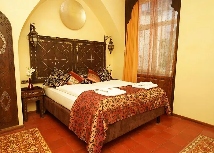 Oriental & Restaurant 4*