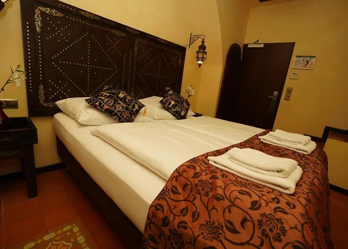 Oriental & Restaurant 4*