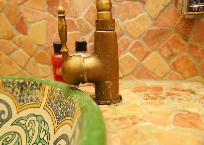 Oriental & Restaurant