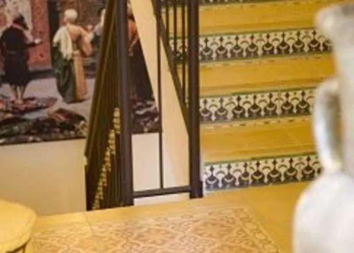 Ξενοδοχείο Oriental & Restaurant 4*