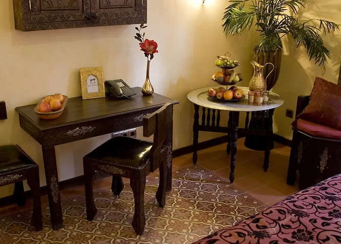 Ξενοδοχείο Oriental & Restaurant 4*