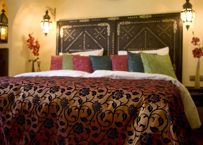 Oriental & Restaurant Hotel 4*